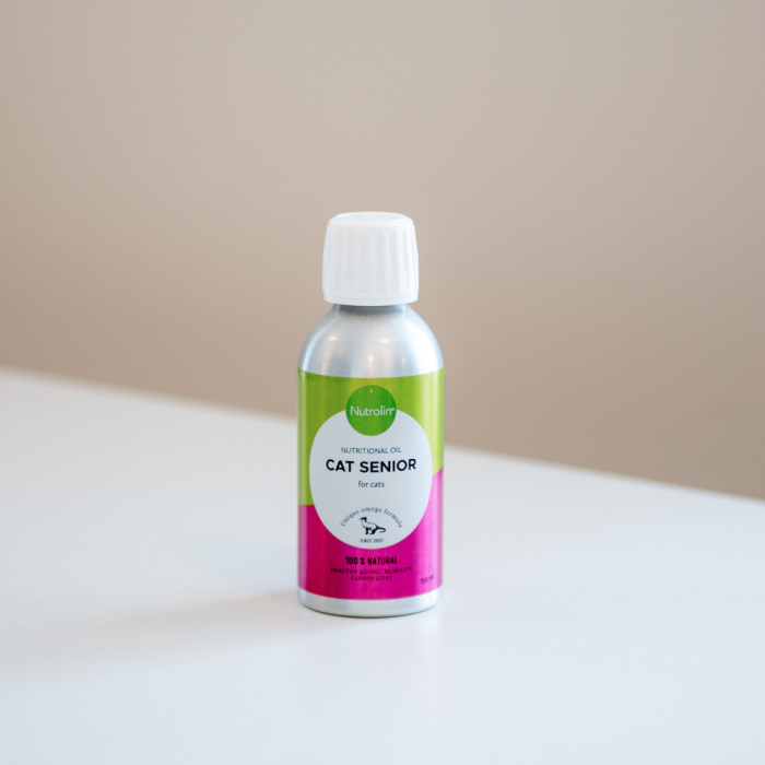 1000017009_Nutrolin_Kissa_Seniori_150_ml_pakkauskuva_Pakkauskuva21073_jpg